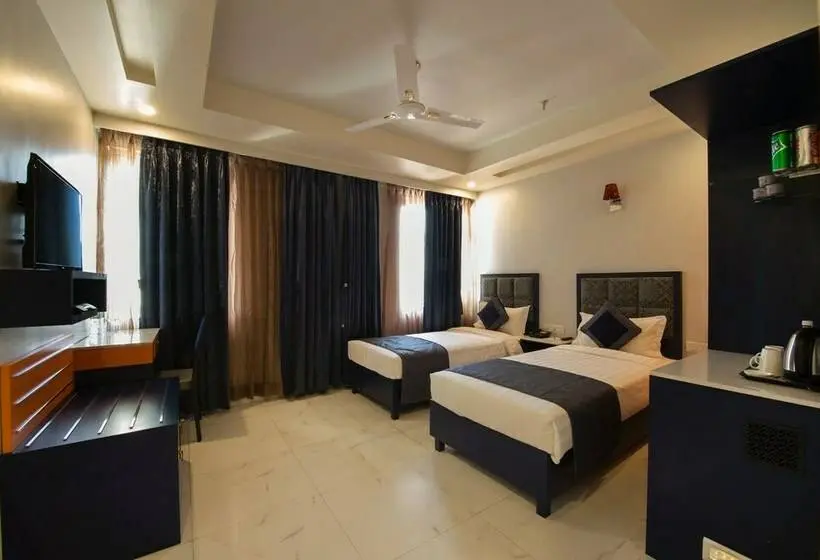 デラックスルーム, Regenta Inn Vadodara, 500m From Railway Station