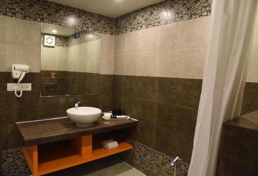 חדר דלוקס, Regenta Inn Vadodara, 500m From Railway Station