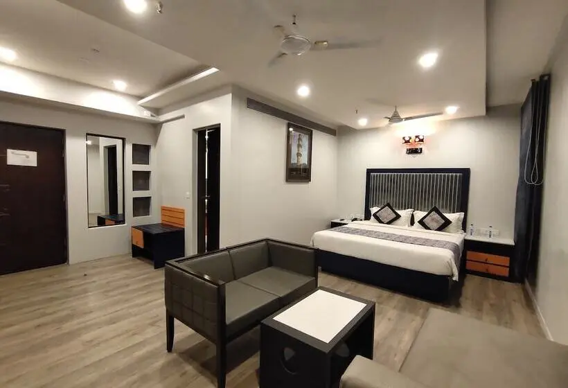 スイート, Regenta Inn Vadodara, 500m From Railway Station