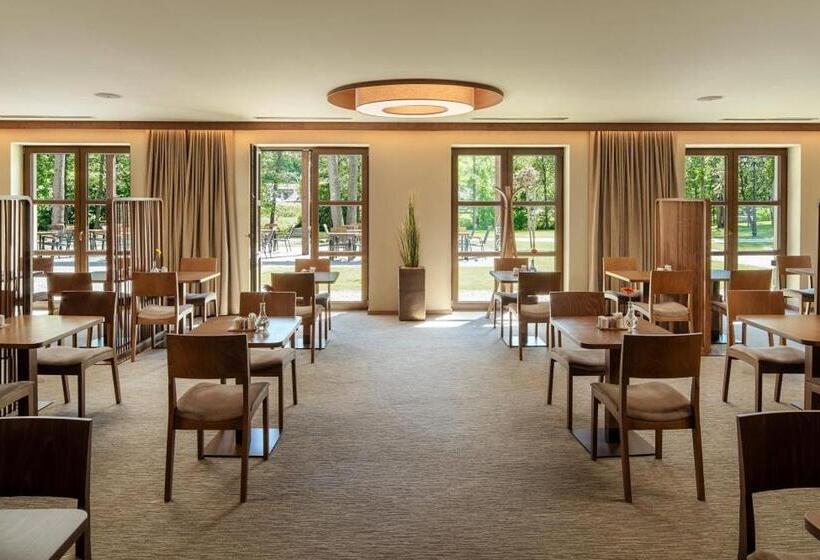 标准三人间, Resort Sobotín