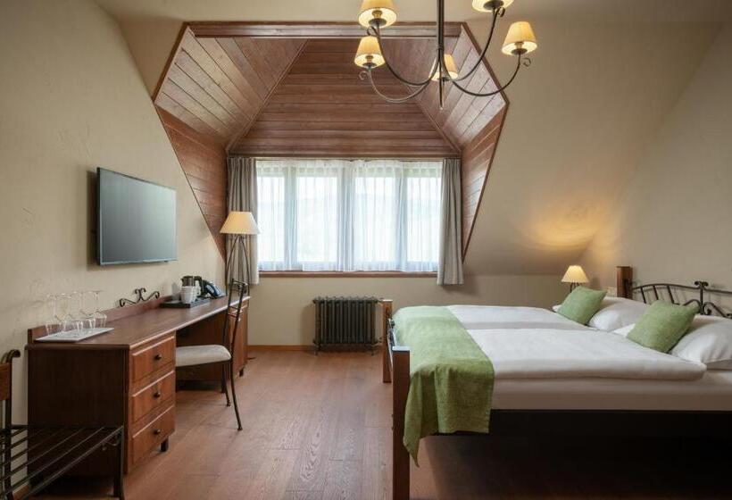 家庭间, Resort Sobotín