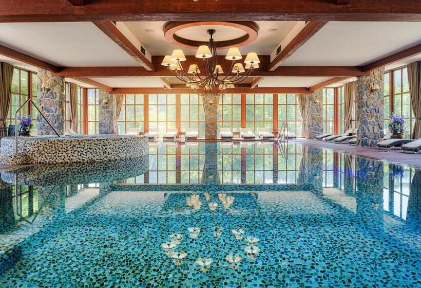 スーペリアースイート, Resort Sobotín