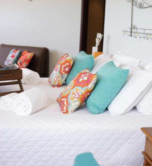 اتاق لوکس چهار تخته, Santuario Das Aguias