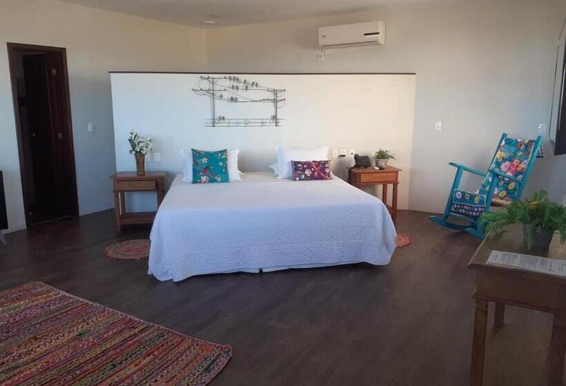 اتاق لوکس چهار تخته, Santuario Das Aguias