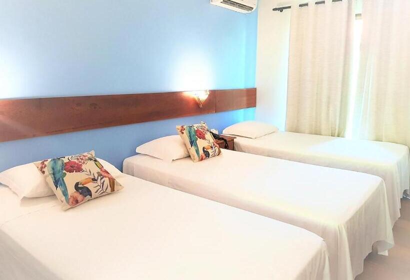 اتاق استاندارد سه نفره, Santuario Das Aguias