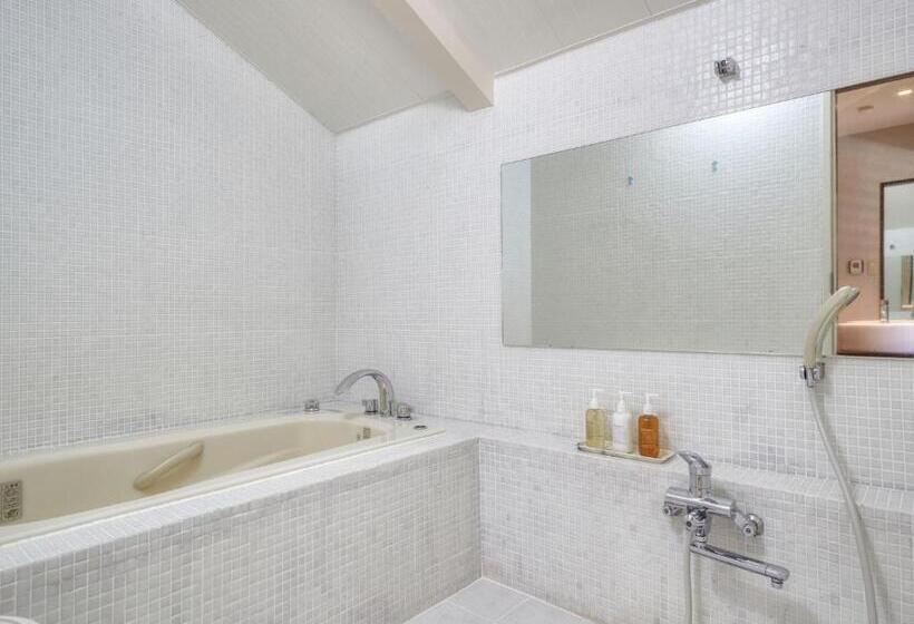 اتاق استاندارد, La Casa Panacea Okinawa Resort