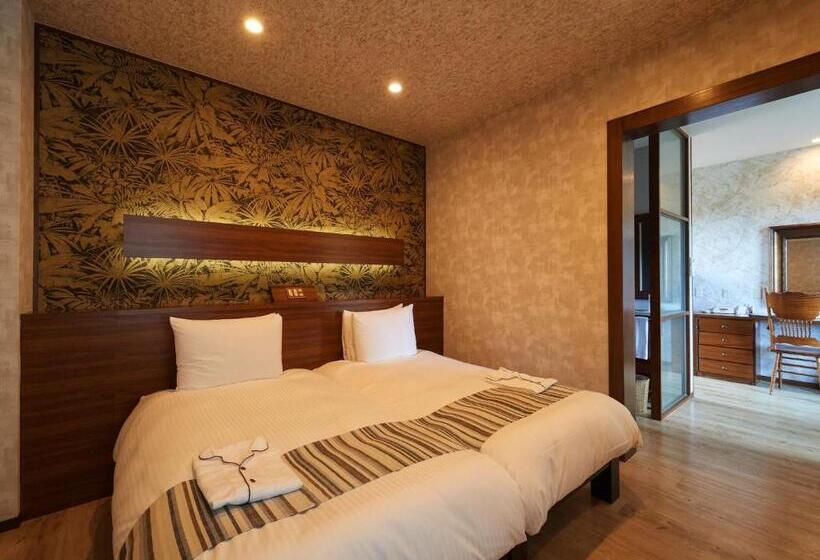 غرفة ديلوكس مطلّة علي البحر, La Casa Panacea Okinawa Resort