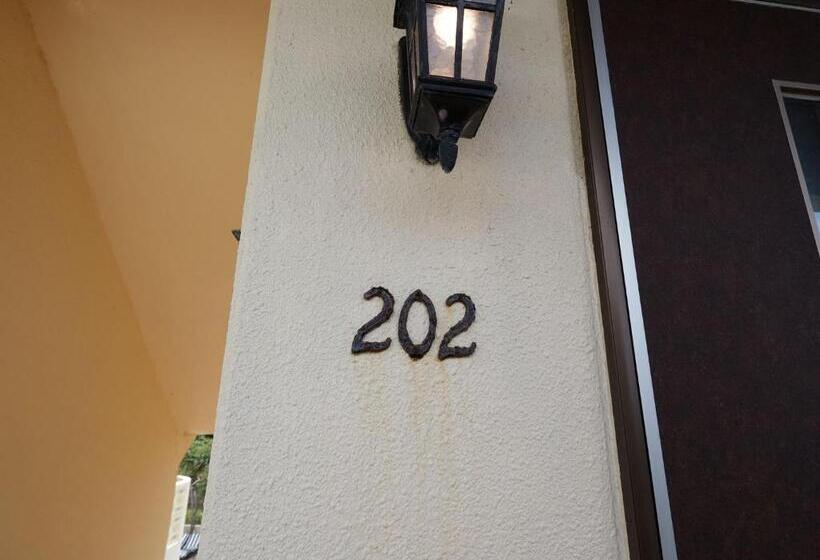 חדר דלוקס נוף לים, La Casa Panacea Okinawa Resort