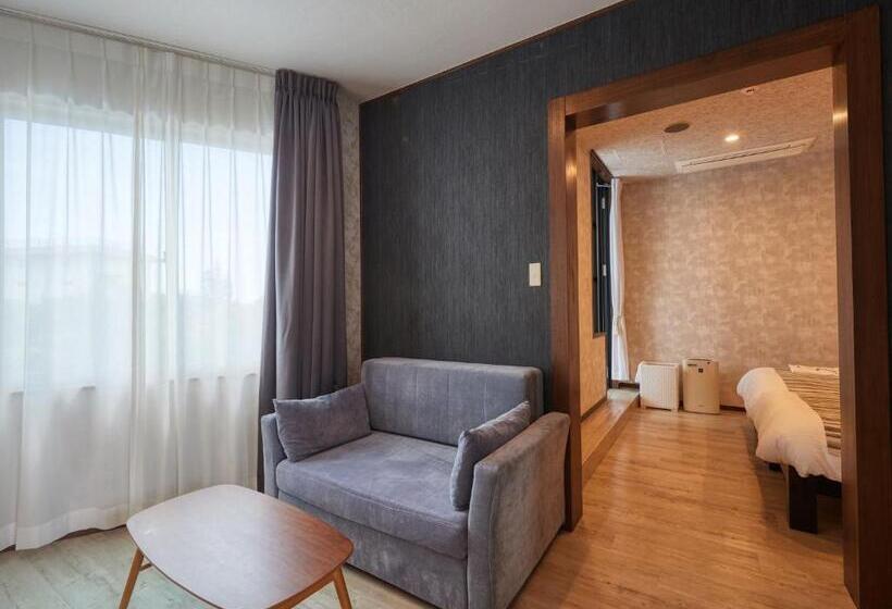 חדר דלוקס נוף לים, La Casa Panacea Okinawa Resort