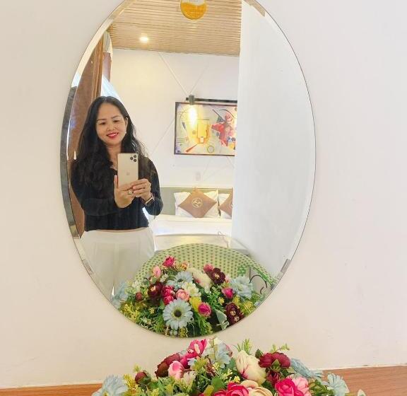 اتاق لوکس, Poetic Hue Hotel & Spa