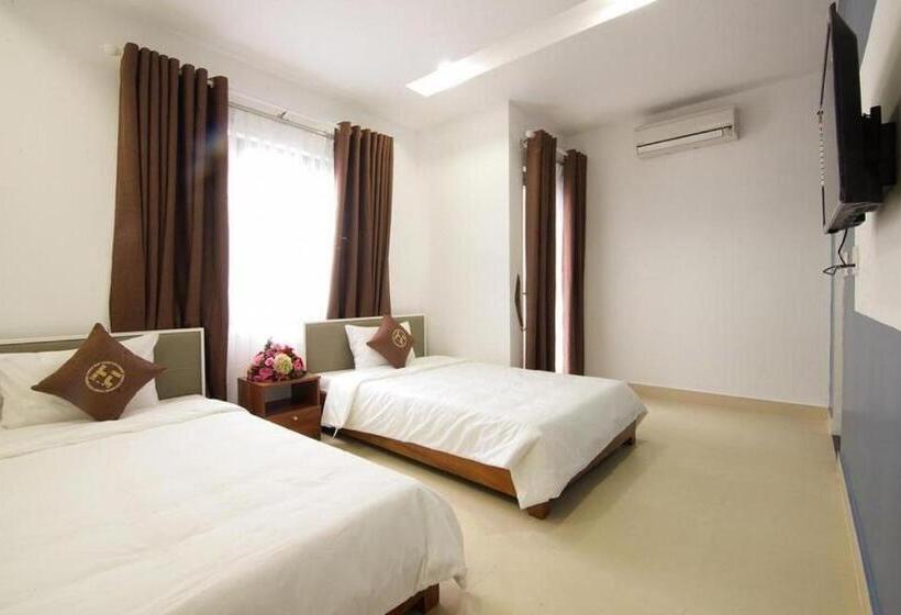 اتاق لوکس با بالکن, Poetic Hue Hotel & Spa