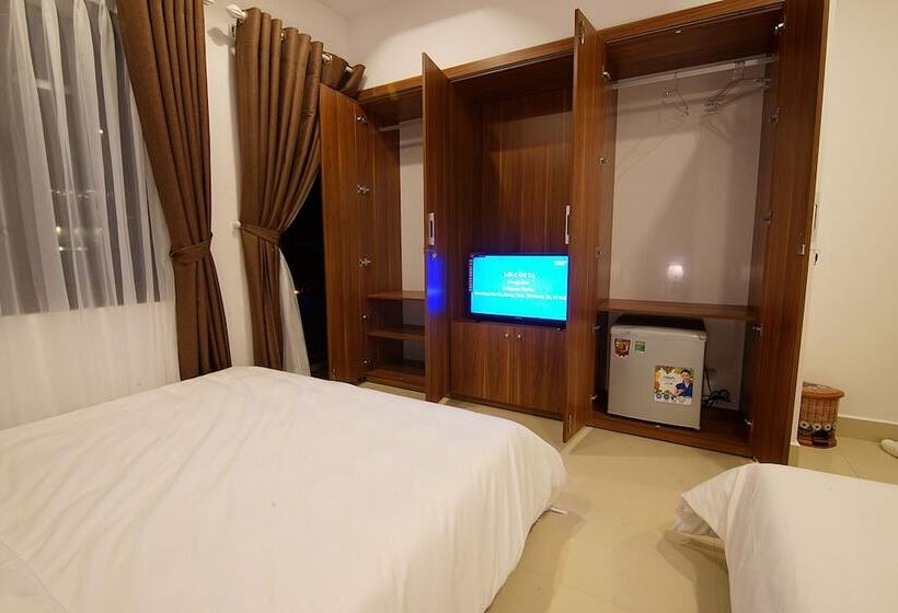 اتاق استاندارد سه نفره, Poetic Hue Hotel & Spa