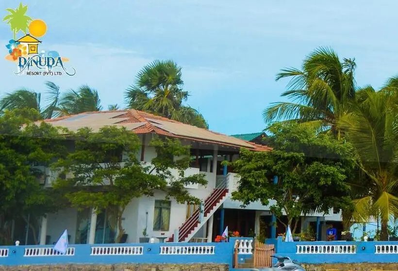 オーシャンビューのスーペリアトリプルルーム, Dinuda Resort