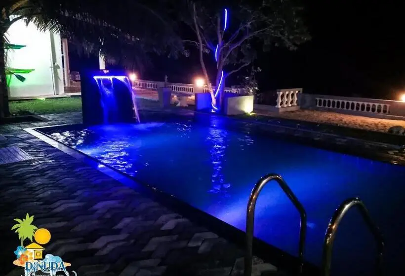 オーシャンビューデラックスルームバルコニー付き, Dinuda Resort