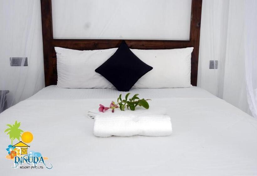 اتاق استاندارد با چشم‌انداز دریاچه, Dinuda Resort