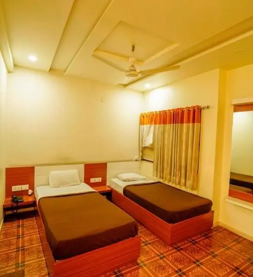 اتاق لوکس, Bhakti, Rajkot