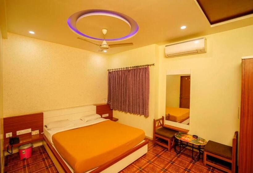 Quarto Standard Cama King, Bhakti, Rajkot