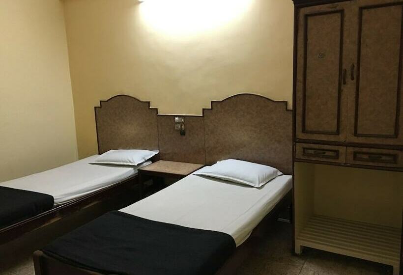 اتاق استاندارد, Bhavani Lodge