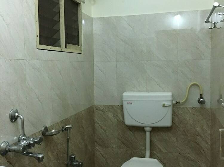 اتاق لوکس, Bhavani Lodge