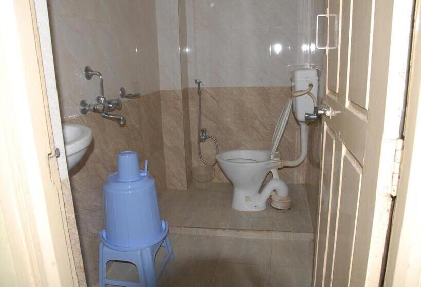 اتاق لوکس, Bhavani Lodge