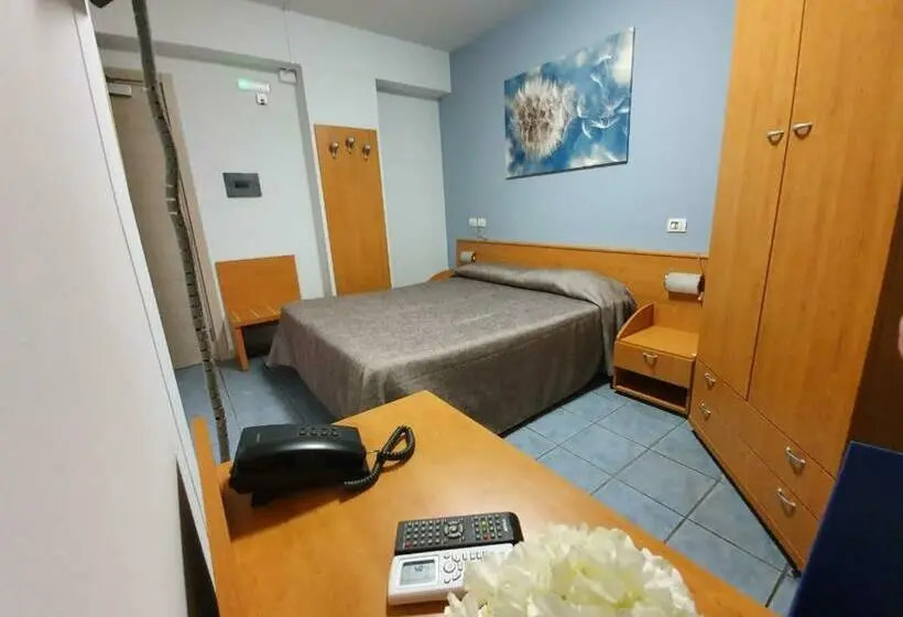 Economy-huone, Casale Dei Greci