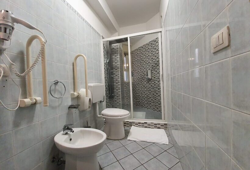舒适三人间, Casale Dei Greci
