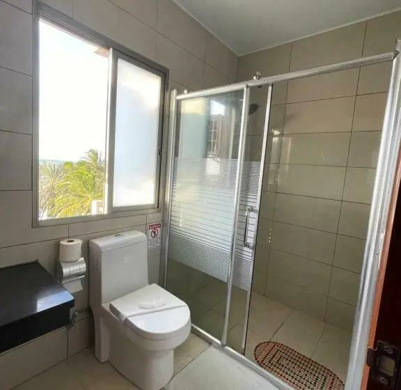 اتاق استاندارد, Caye Caulker Beach
