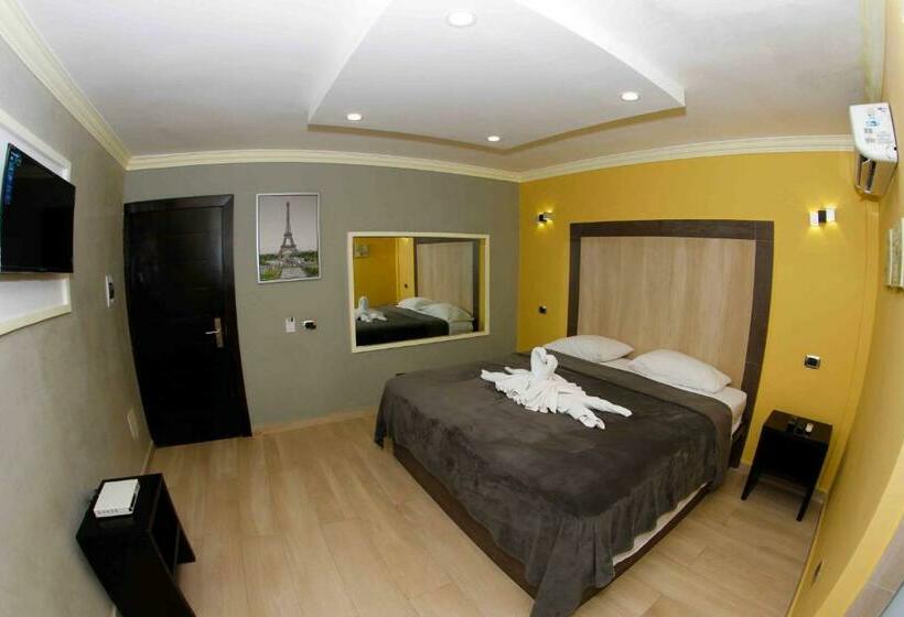 デラックスルーム, Friohot Boca Chica