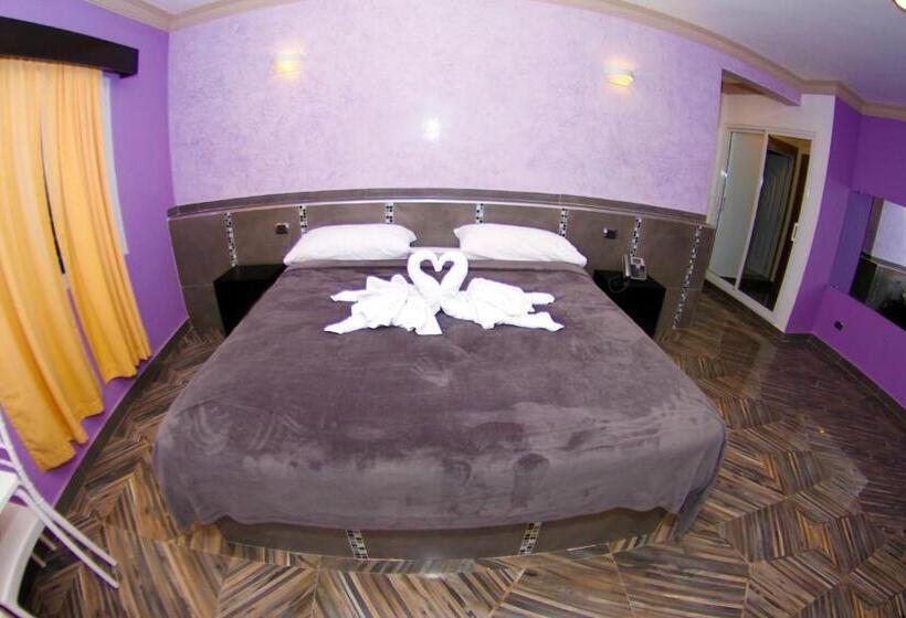 スタンダード４人部屋, Friohot Boca Chica