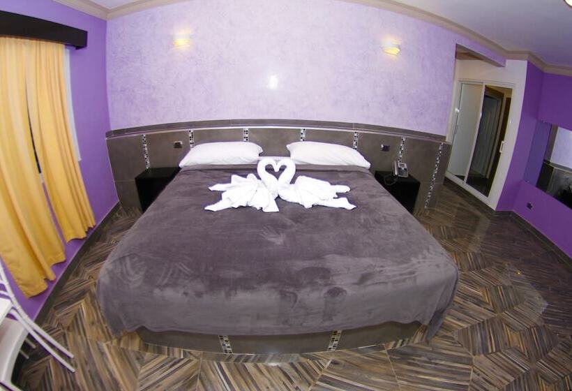 スタンダード４人部屋, Friohot Boca Chica