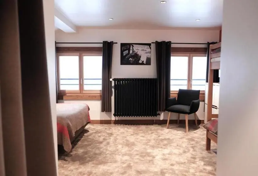 اتاق استاندارد چهار تخته, Hôtel La Grande Lanière