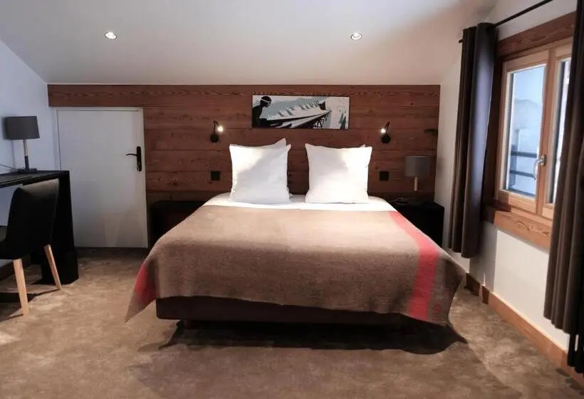 اتاق استاندارد چهار تخته, Hôtel La Grande Lanière