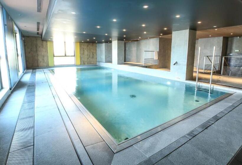 Номер Стандарт, Ibis Niort Est Mendes France