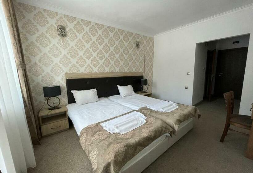 חדר סטנדרט עם מרפסת, Merdjan