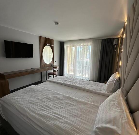 חדר דלוקס עם מרפסת, Merdjan