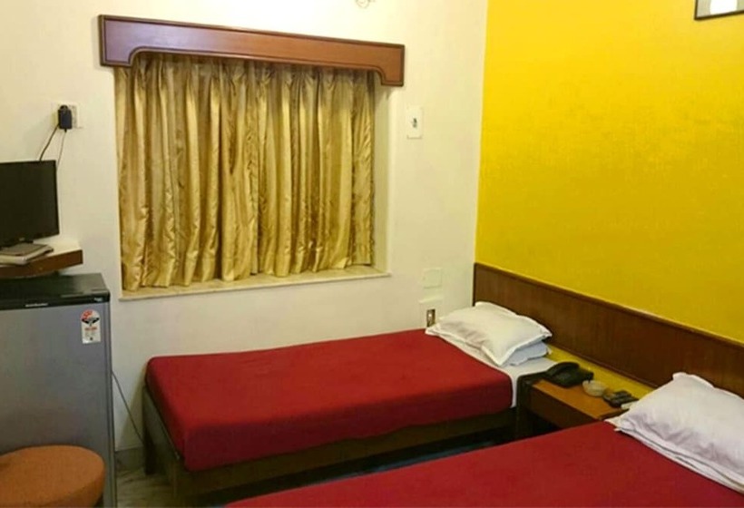 غرفة ديلوكس, Mogul Palace Near Masjid Bunder Mumbai