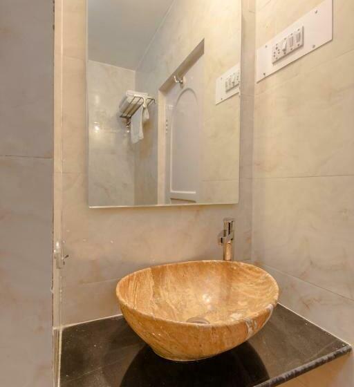 غرفة ديلوكس, Mogul Palace Near Masjid Bunder Mumbai