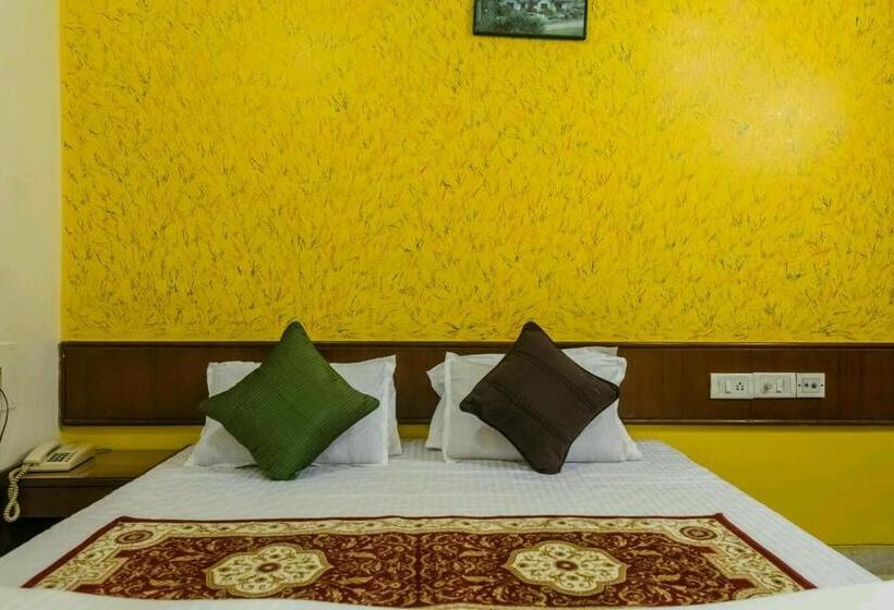 غرفة ديلوكس, Mogul Palace Near Masjid Bunder Mumbai