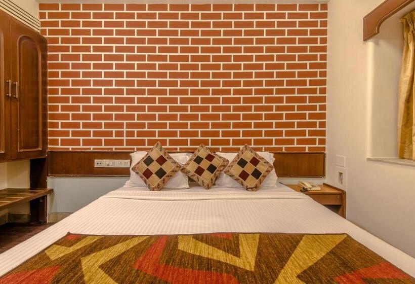 غرفة ديلوكس, Mogul Palace Near Masjid Bunder Mumbai