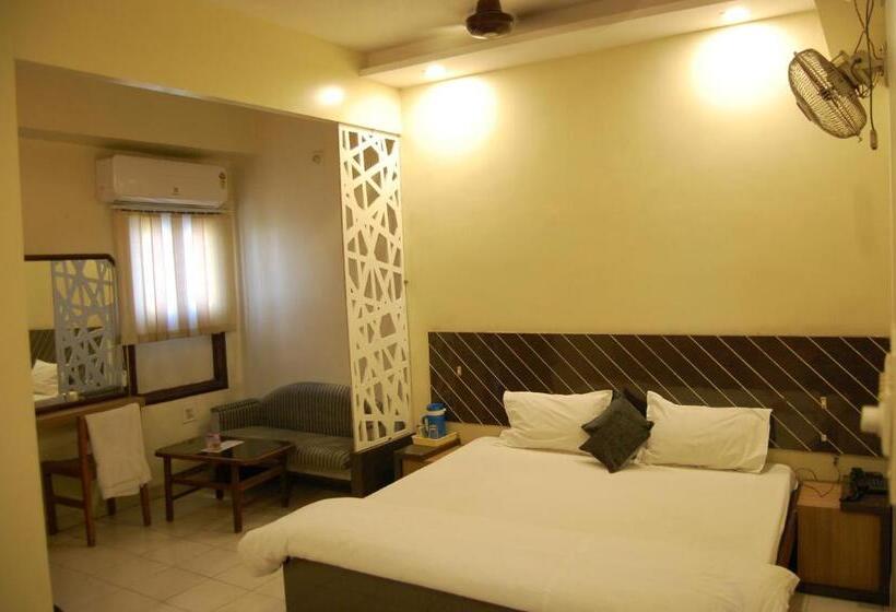 豪华房间, New Sunder