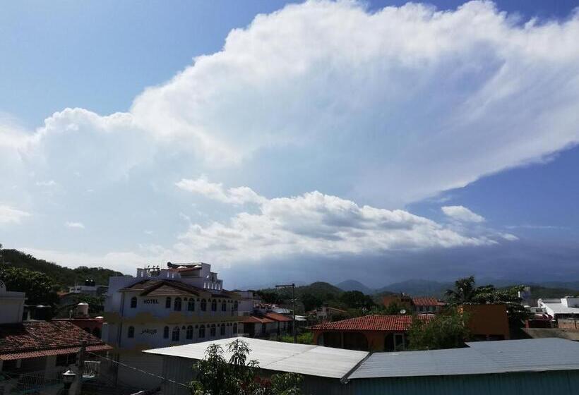 キングサイズベッドのスタンダードルーム, Nonni