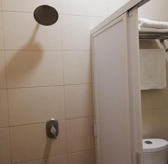 キングサイズベッドのスタンダードルーム, Nonni