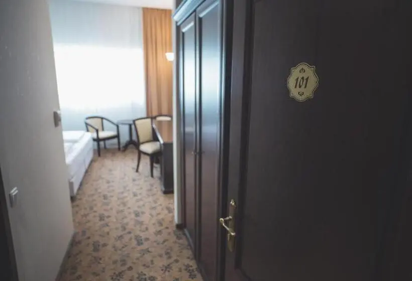 Deluxe-huone, Rediu Hotel & Restaurant