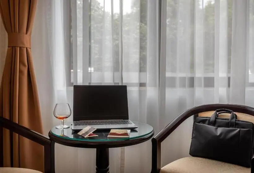 Sviitti, Rediu Hotel & Restaurant