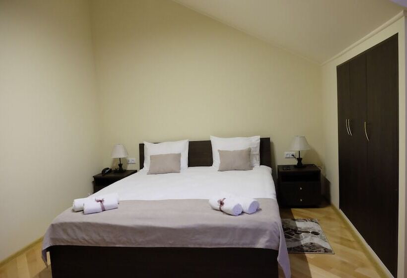 اتاق استاندارد, S&l Boutique