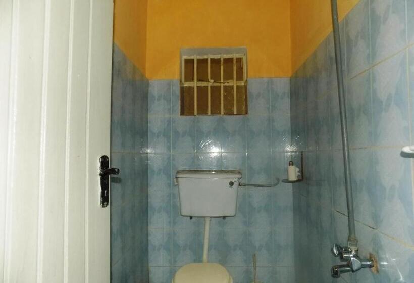 اتاق استاندارد یک نفره, Vine Inn