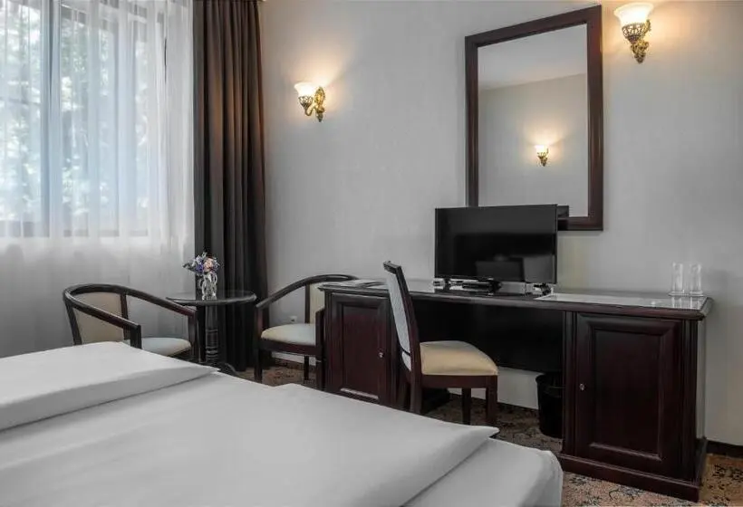 Deluxe-huone, Rediu Hotel & Restaurant