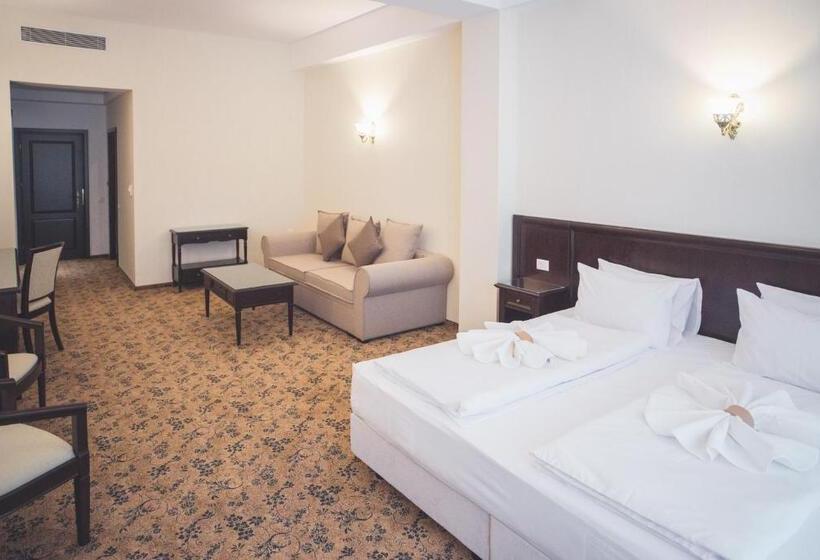 Люкс, Rediu Hotel & Restaurant