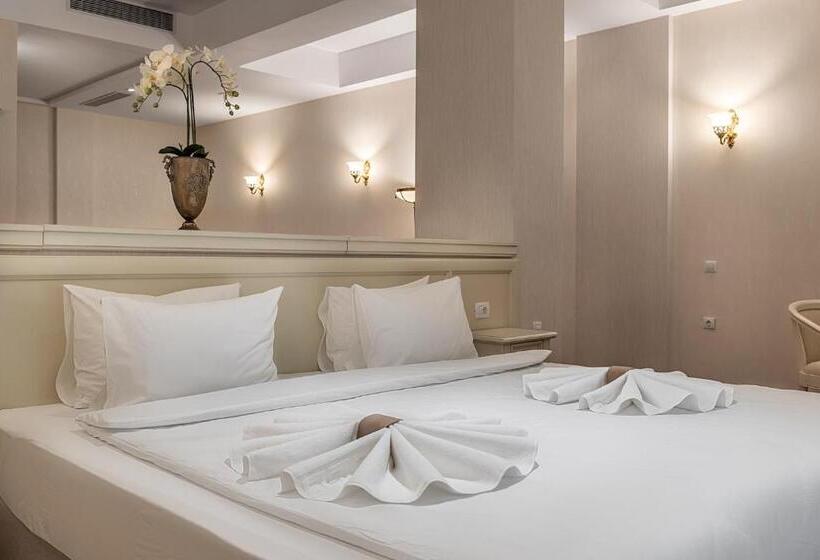 Апартаменты 1 Спальня, Rediu Hotel & Restaurant