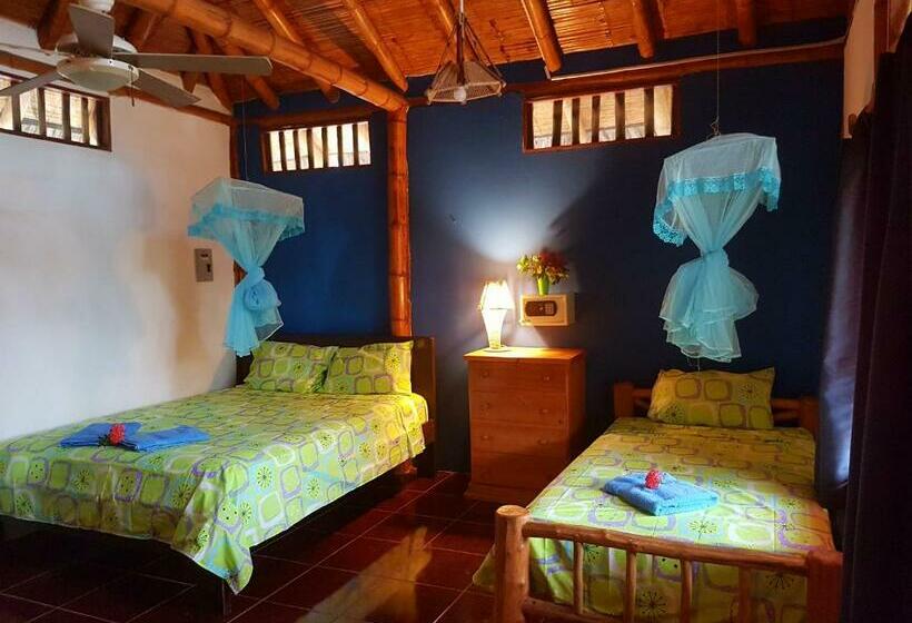 ویلای استاندارد با چشمانداز باغ, Montañita Cabañas